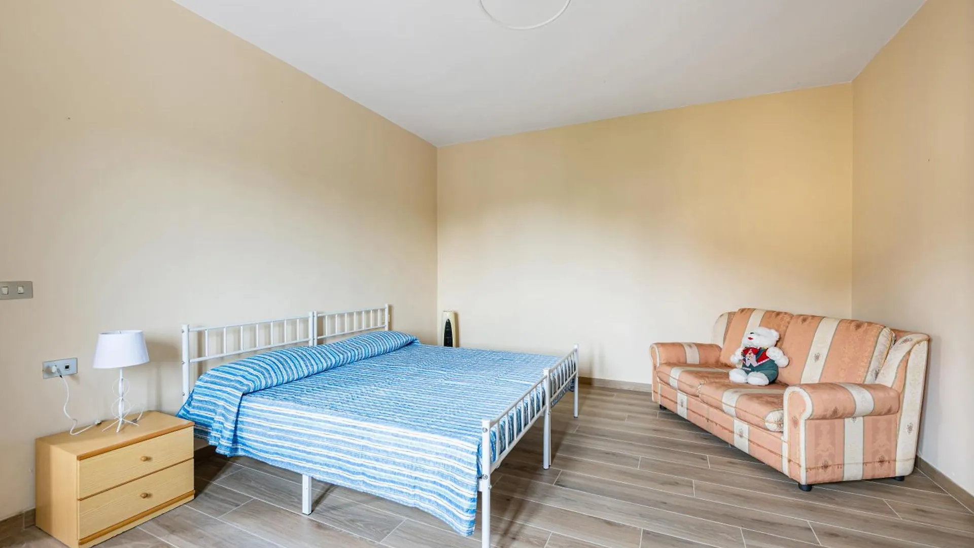 Irene Holiday Home With Patio And Parking Montecatini Terme Lejlighed